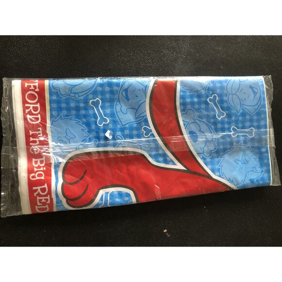 Vintage New/Old Stock Y2k Clifford The Big Red Dog Table Cover Plastic Sealed - Picture 3 of 3